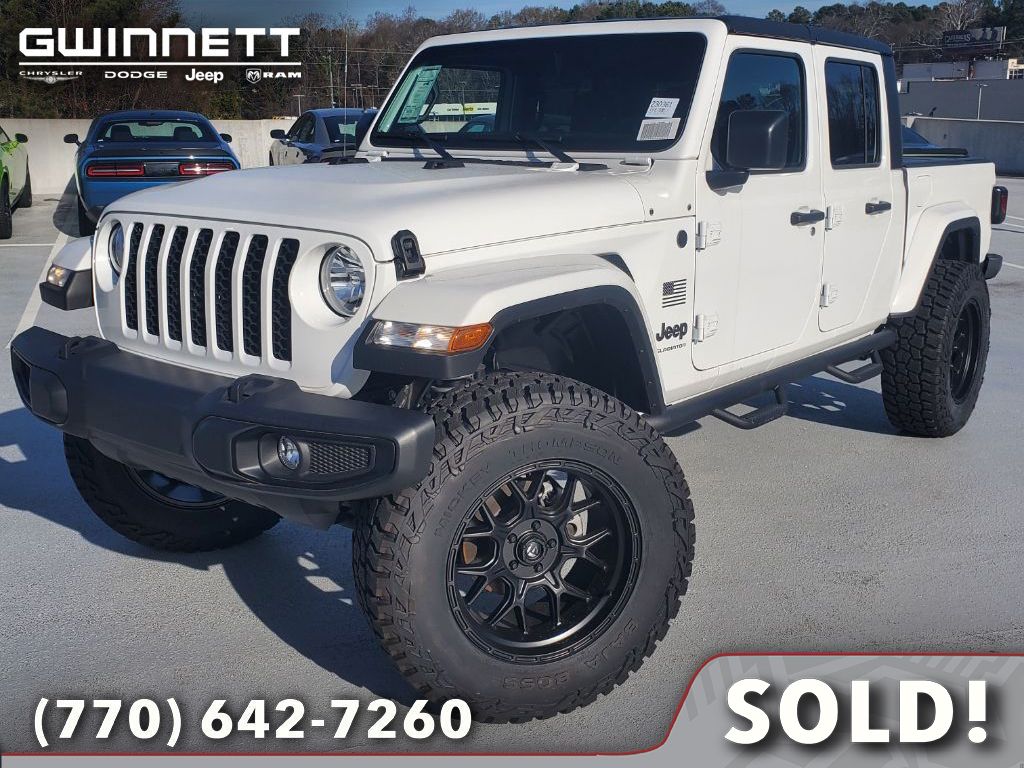 2023 Jeep Gladiator Sport S's photo