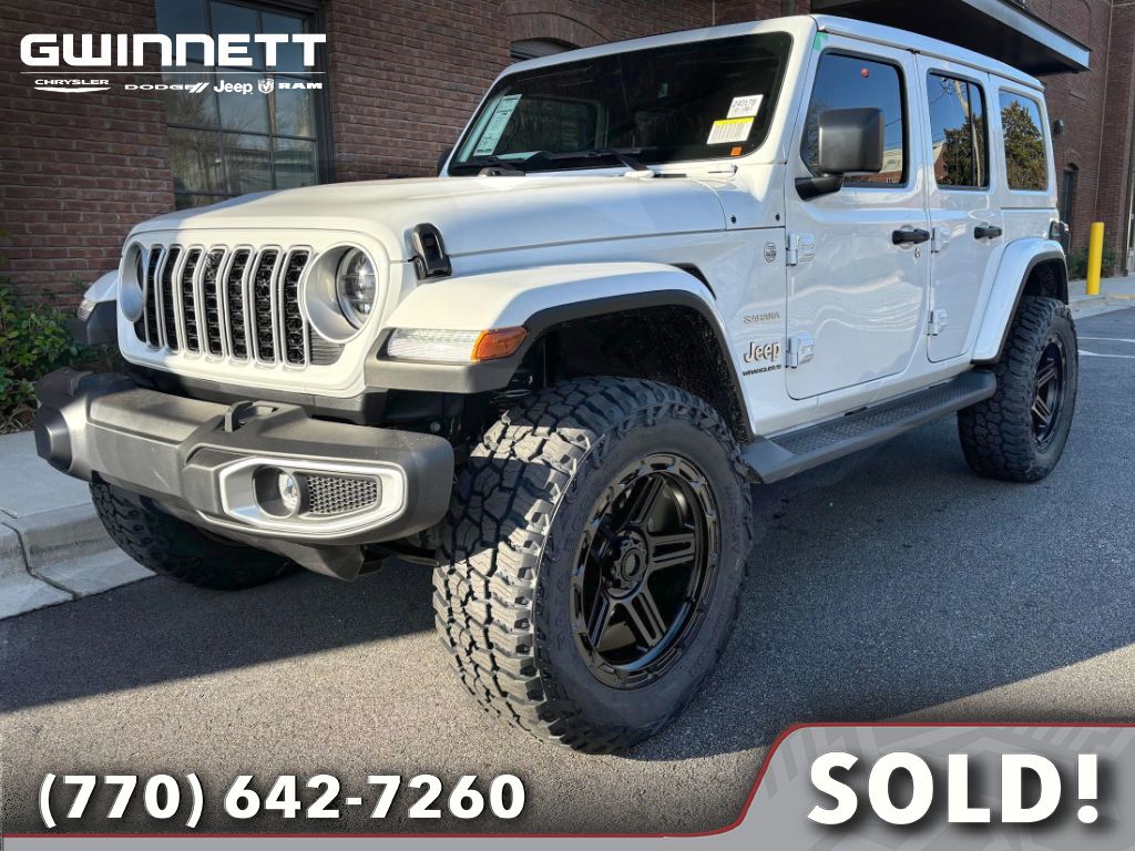 2024 Jeep Wrangler 4-Door Sahara's photo