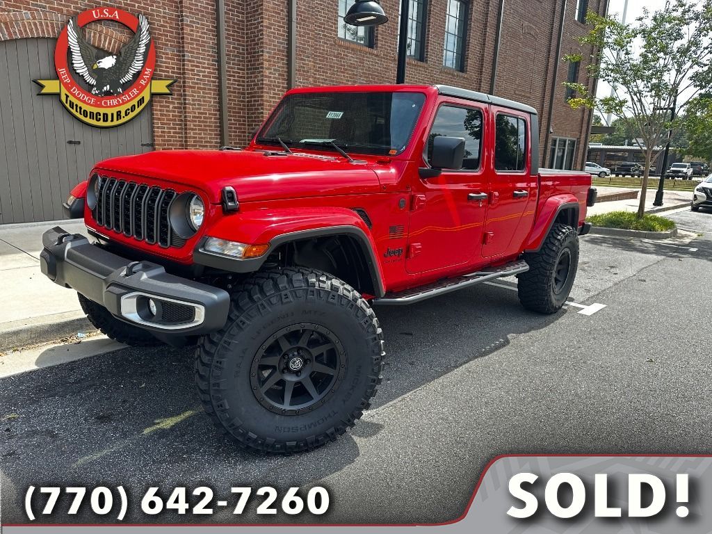 2024 Jeep Gladiator Sport S's photo