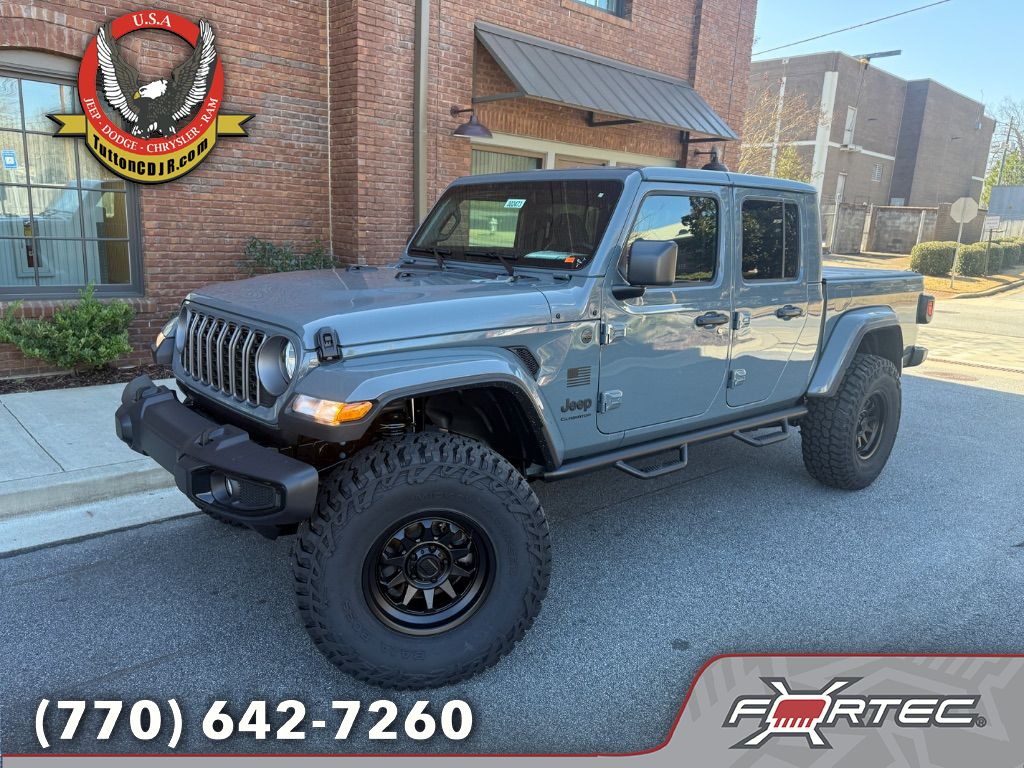 2025 Jeep Gladiator Nighthawk's photo