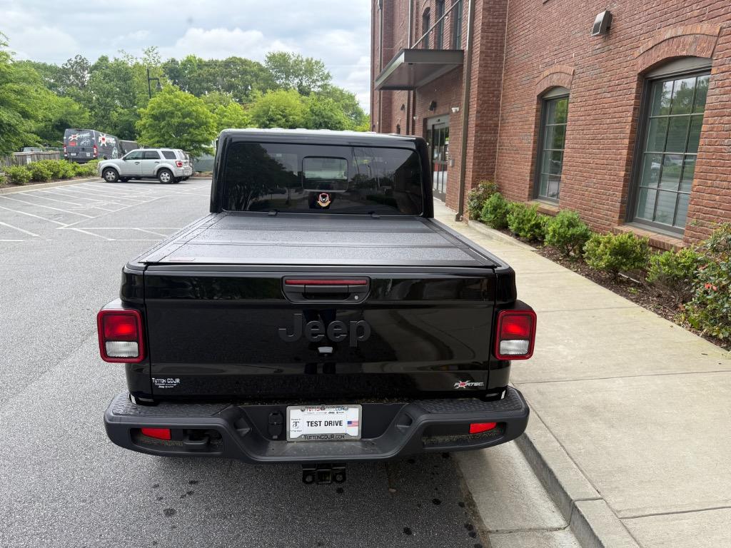 2025 Jeep Gladiator Nighthawk - Photo 6