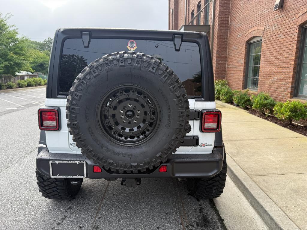 2025 Jeep Wrangler 4-Door Willys - Photo 8